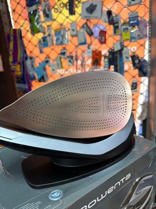 Rowenta Freemove Force Plancha Vapor Sin Cable