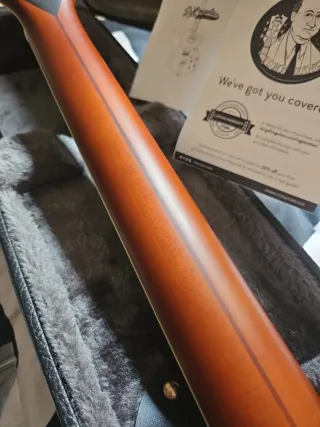 D'Angelico Deluxe DC Guitarra Satin Brown Burst