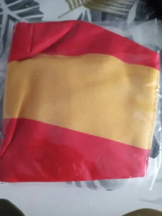 Mascarilla Bandera España sin usar
