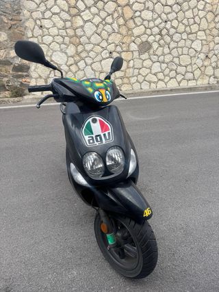 Yamaha Neos 49cc 2T Negra Año 2018- Negociable