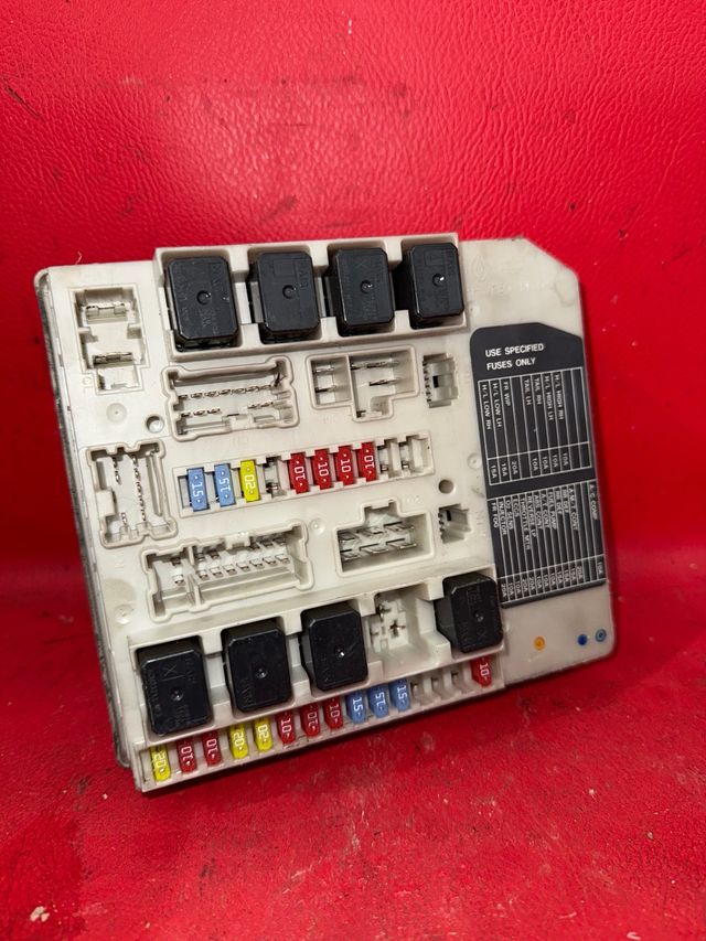 Caja Fusibles Nissan Micra K12 284B7AX61A