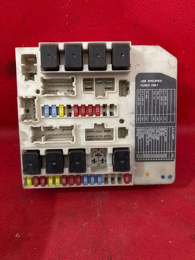 Caja Fusibles Nissan Micra K12 284B7AX61A
