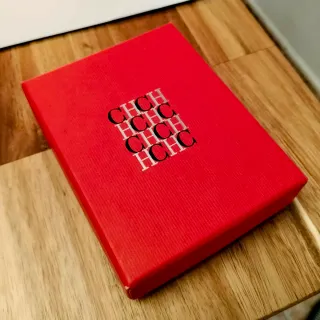 Pulsera Carolina Herrera Negra Resina