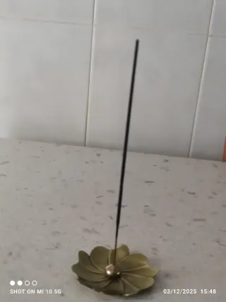 Porta incenso fiore oro metallo
