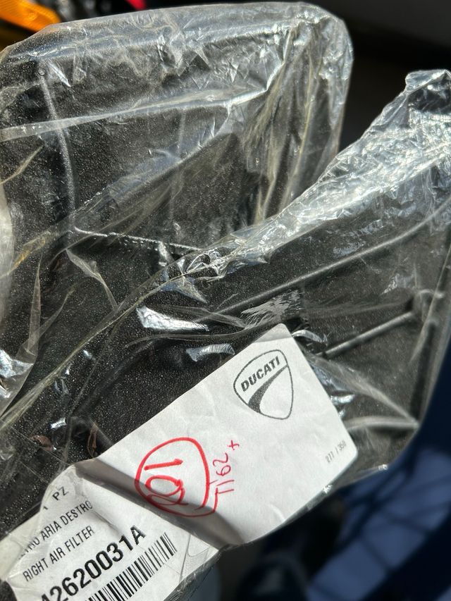 NEW OFERTA Filtro Aire Ducati 916,748,996 Y 998