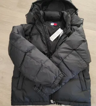 Chaqueta plumífero Tommy Hilfiger negra