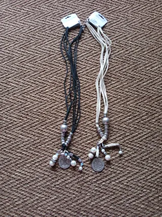 Collares Zara Blanco y Negro