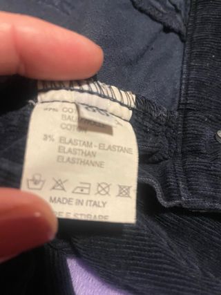 pantalón efecto aterciopelado