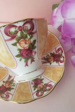 Royal Albert 2 Tazze da Tè Nuove