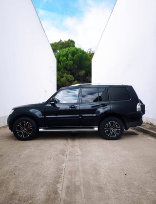 mitsubishi montero 2009