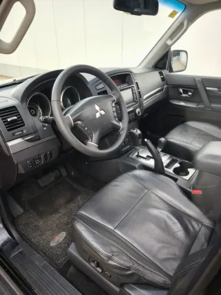 mitsubishi montero 2009