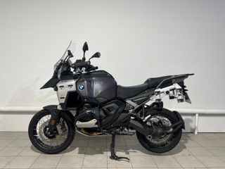 BMW R 1300 GS Adventure Triple Black