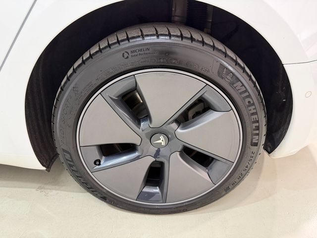 Tesla Model 3 Gran Autonomía AWD