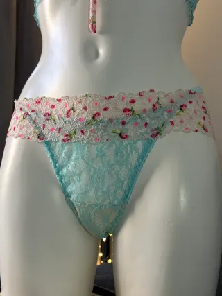 Conjunto lenceria hecho a mano