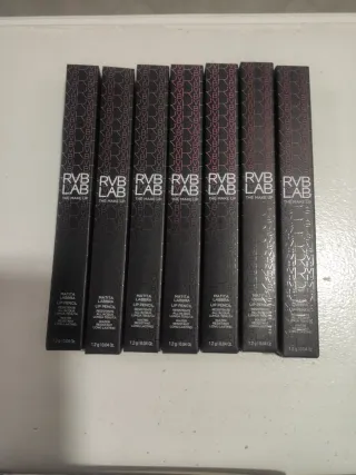 Lápiz Labial RVB LAB Rosa Larga Duración