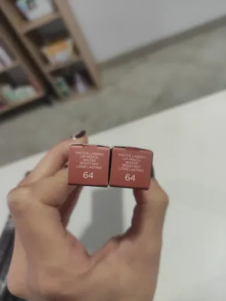 Lápiz Labial RVB LAB Rosa Larga Duración