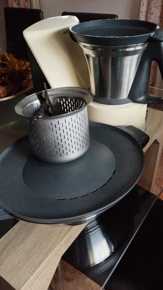 Thermomix TM21 + Varoma (1 velocidad)