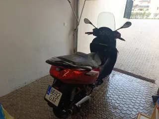 Piaggio X7 Evo 300ie Roja