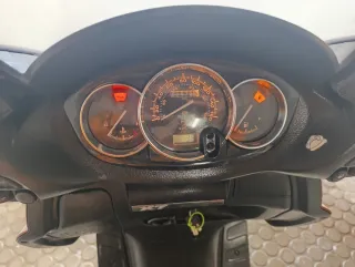 Piaggio X7 Evo 300ie Roja