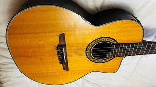 Guitarra Takamine TC135SC ,Tope de  Gama Japonesa