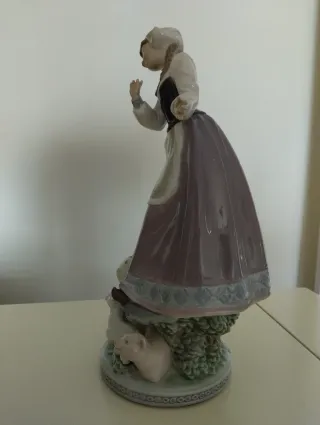 Figura Lladró Pastora con Animales