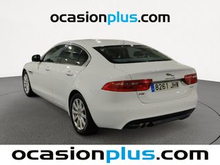 Jaguar XE 2.0 Diesel Pure RWD Auto 132 kW (180 CV)