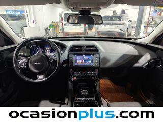 Jaguar XE 2.0 Diesel Pure RWD Auto 132 kW (180 CV)