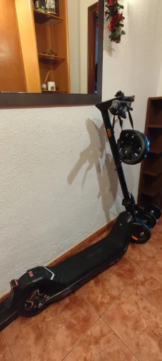 Patinete eléctrico en muy buen estado