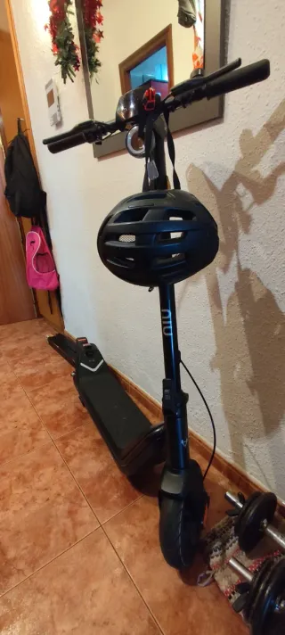 Patinete eléctrico en muy buen estado