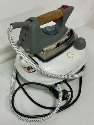 Centro de planchado ORBEGOZO VP 6300 – 2400 W