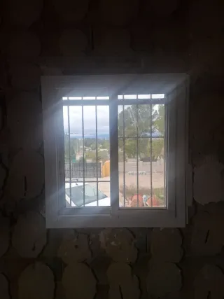 Ventanas correderas con cerradura