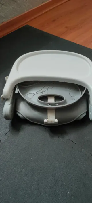 Trona portátil plegable Chicco