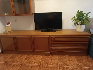 PRECIO A CONVENIR!  Fantástico conjunto de comedor