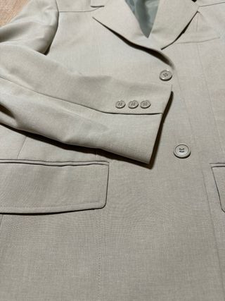 Americana gris hombre