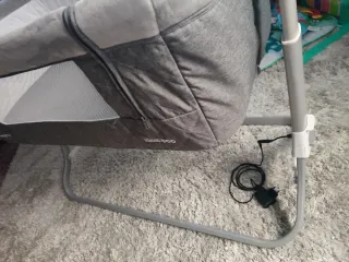 Mini cuna eléctrica