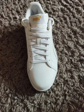 Zapatillas Puma Mujer Blancas y Doradas