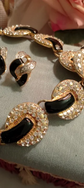 Collana e orecchini firmata anni 70/80