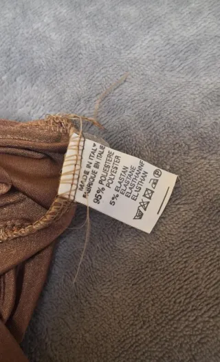 Mini abito lucido effetto drappeggiato