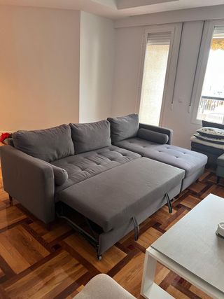 Sofá Cama ChaiseGris Maisons Du Monde + 2 Otomanos