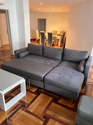 Sofá Cama ChaiseGris Maisons Du Monde + 2 Otomanos