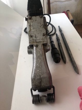 Martillo Perforador Makita 8035NB