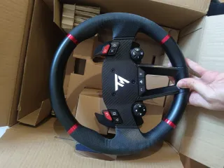 Volante e pedali Thrustmaster T598 (PS5, PS4, PC)