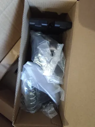 Volante e pedali Thrustmaster T598 (PS5, PS4, PC)