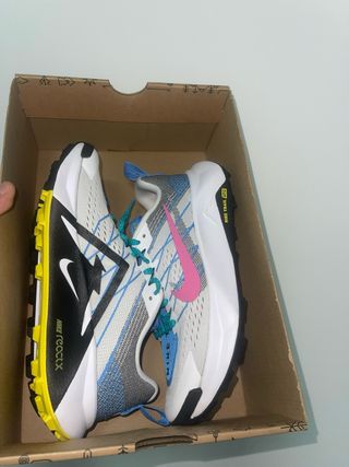 Zapatillas Nike Trail Running Mujer Rosa Blanco