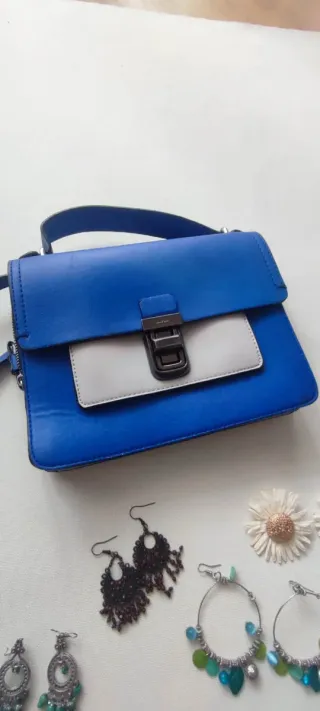 Lote bolso azul y accesorios