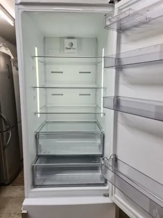 Nevera marca:Grundig A ++