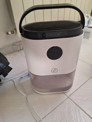 Deumidificatore come nuovo vemdo causa trasloco.