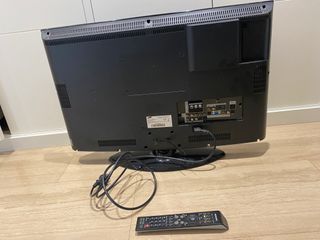 Televisor LCD Samsung 27"