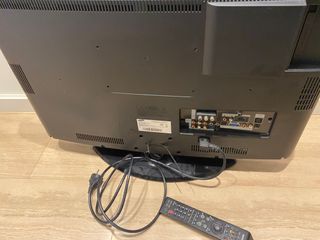 Televisor LCD Samsung 27"