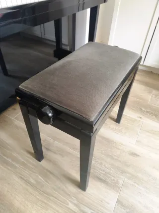 Piano Kawai Negro Brillante